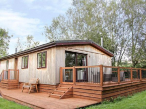 Alder River Lodge Clun Valley Luxury Hot Tub Break